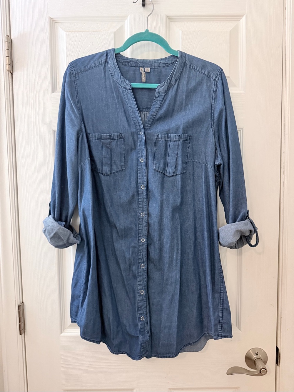 New directions snap button tunic top sz L